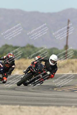 media/Oct-13-2025-Moto Forza (Mon) [[a66d839500]]/3-B Group/Session 3 (Turn 16)/